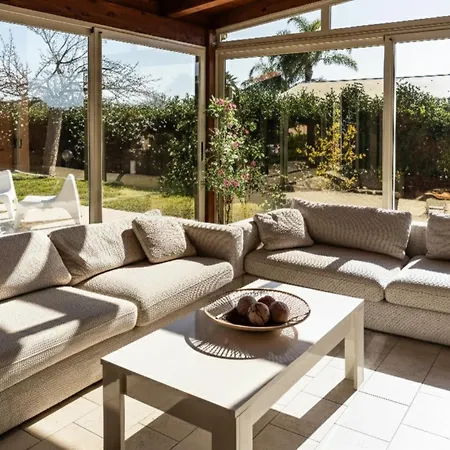 Cariddi - Pool & Garden * Scicli